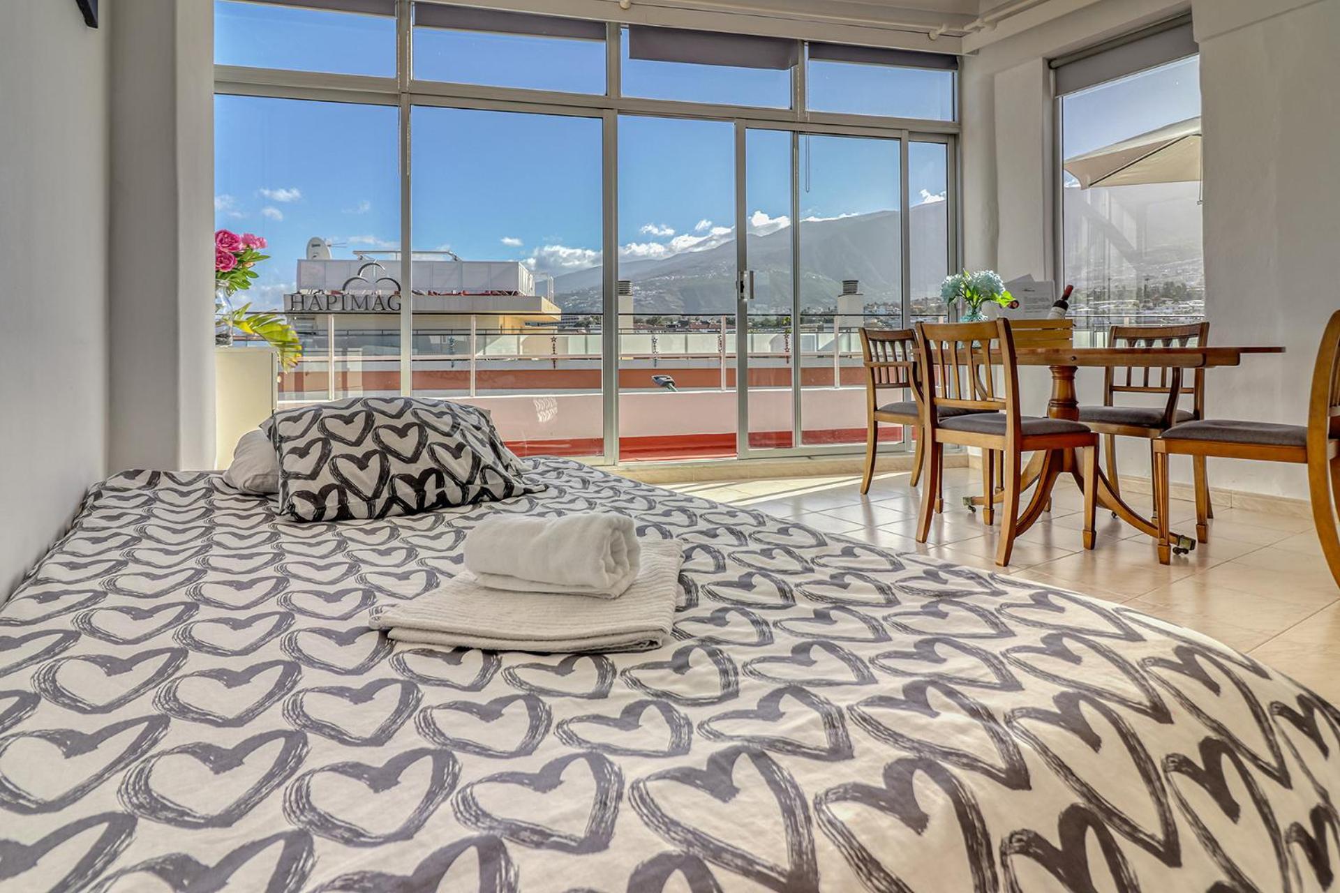 Spacious Penthouse With King-Size Bed, Huge Terrace, Ocean & Teide View 拉克鲁斯 外观 照片